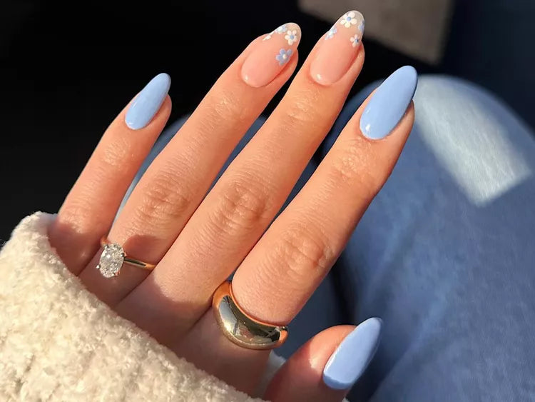 40 Oval Nail Designs That'll Convince You to Round Your Edges